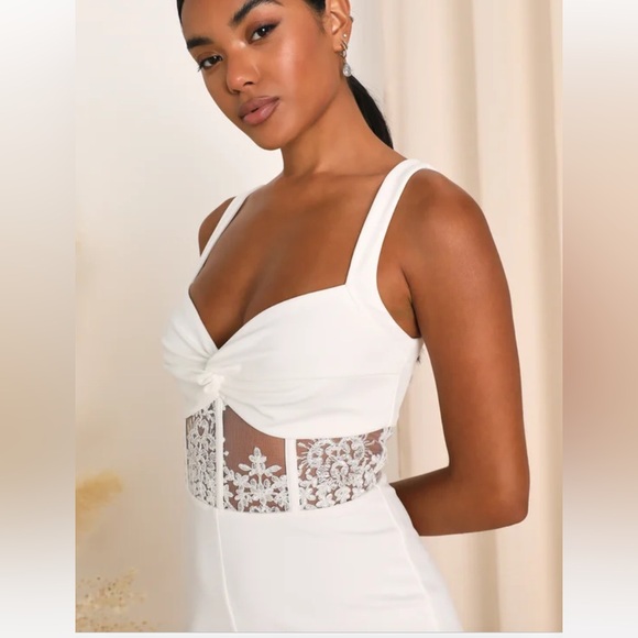 NWT Lulus Adore the Feeling White Sheer Lace Bustier Twist-Front Jumpsuit - Picture 3 of 4